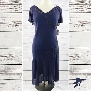 Adrianna Papell Woman purple beaded dress